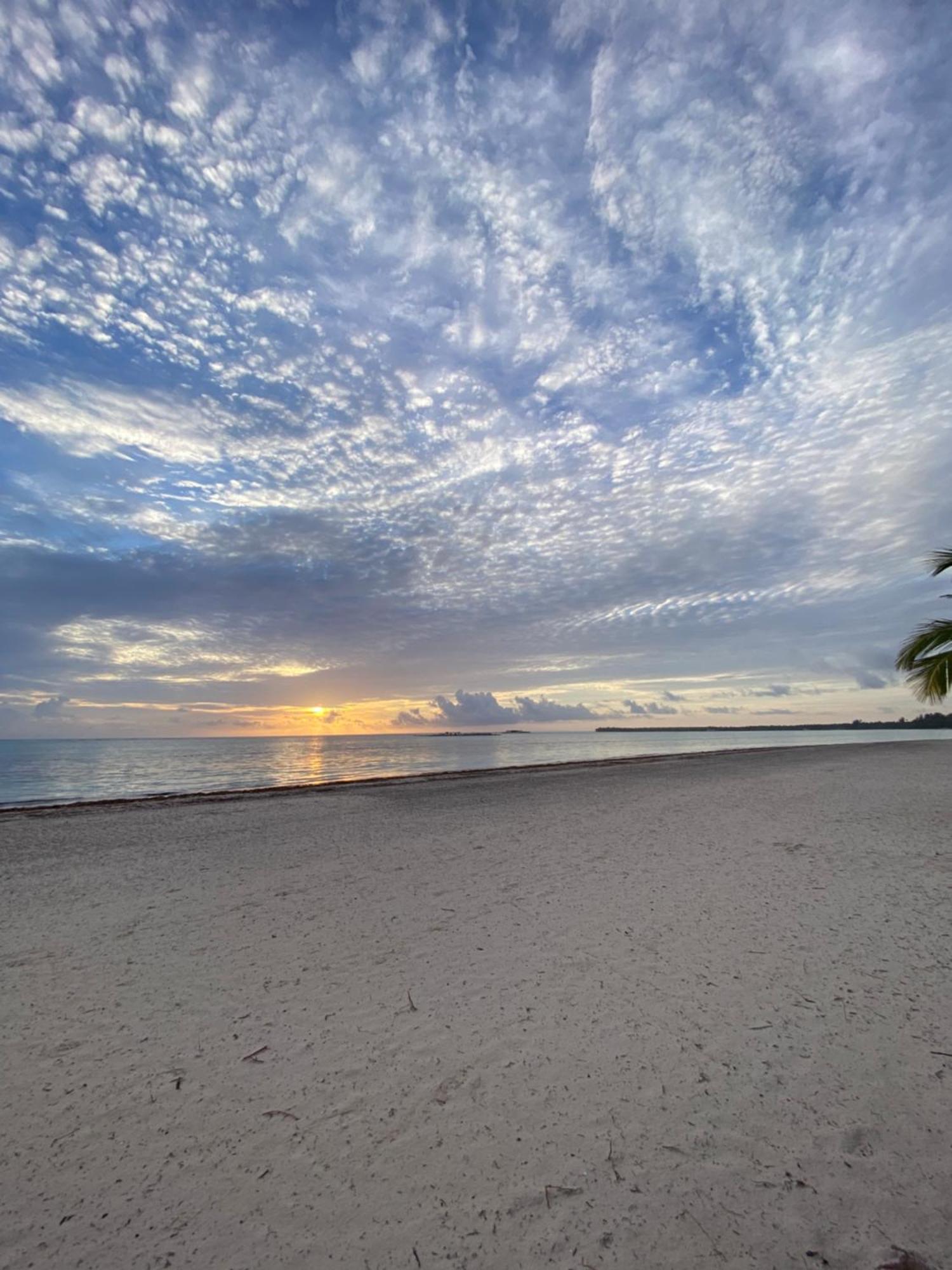 Madonna Pool Beach Los Corales Punta Cana Exterior foto