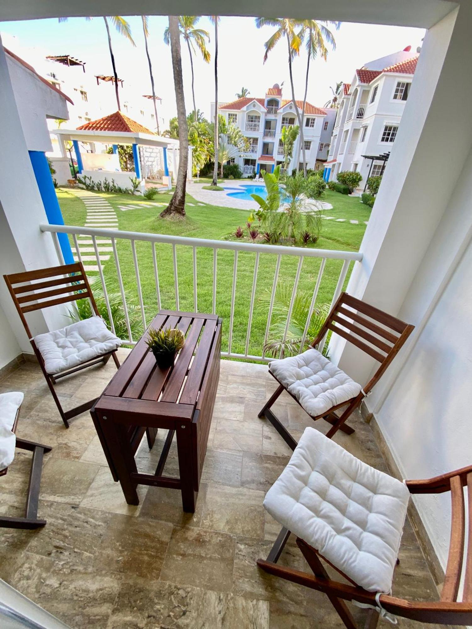 Madonna Pool Beach Los Corales Punta Cana Exterior foto